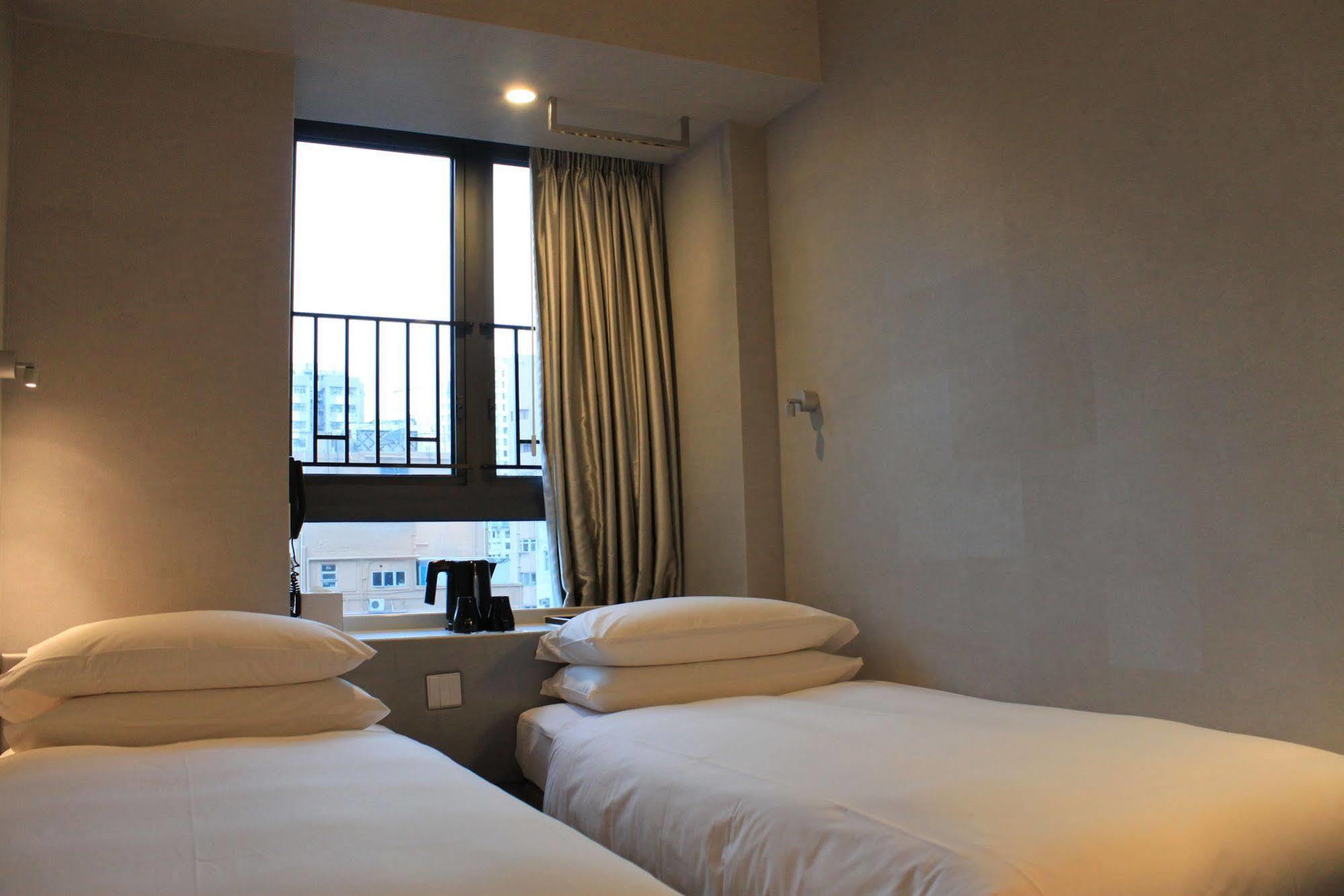 Hotel Ease Mong Kok Hong Kong Exterior foto